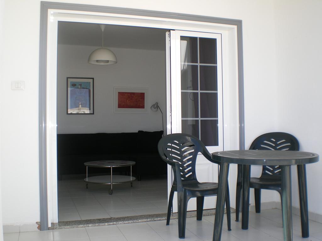 Los Panelos B1 Puerto del Carmen  Room photo